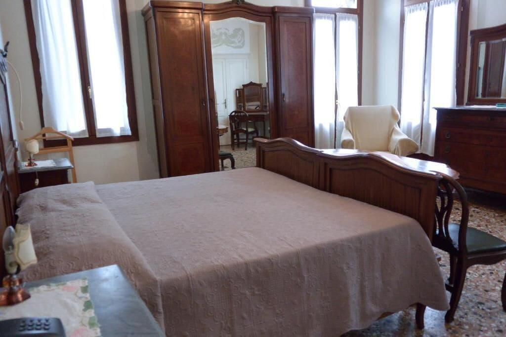 Seguso 2* Venice